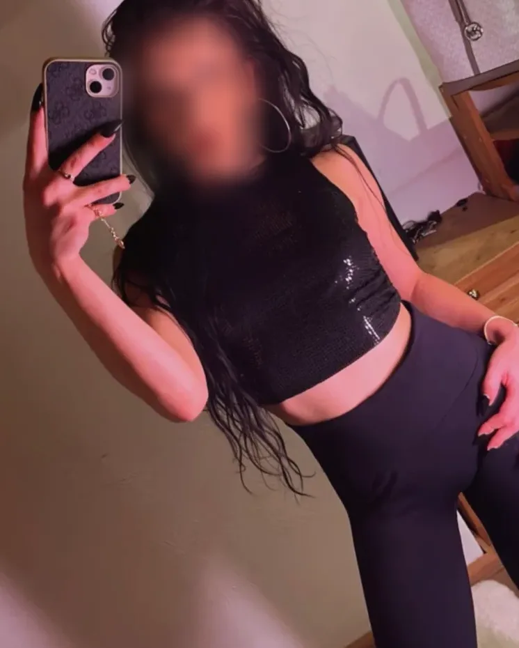 Charlene, 27