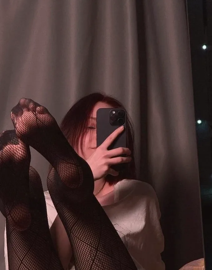 Leanne, 22