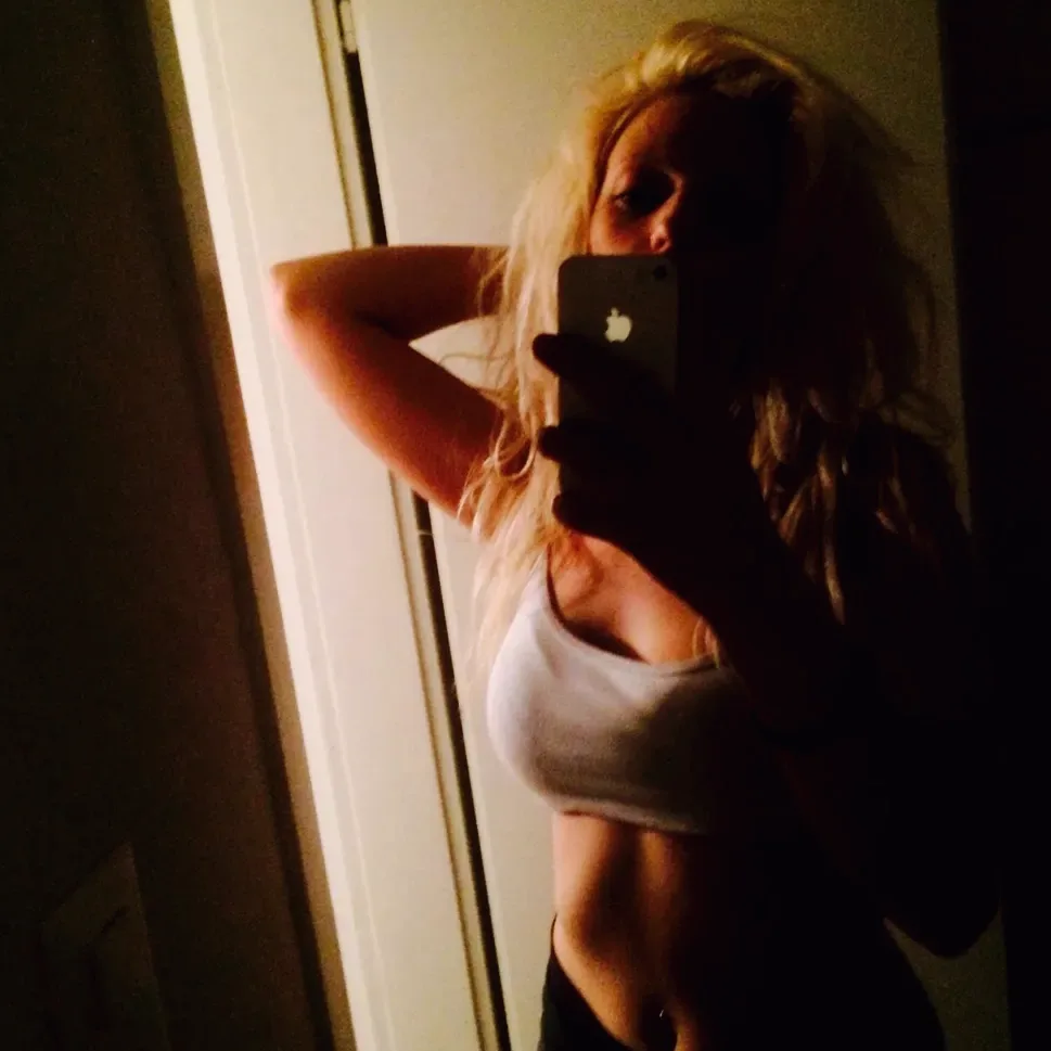 Maya, 33