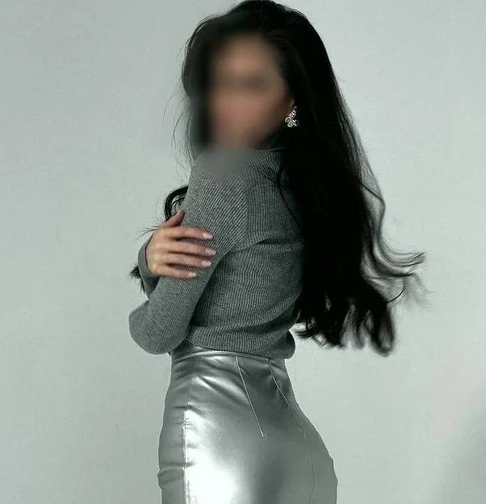 Sadia, 20