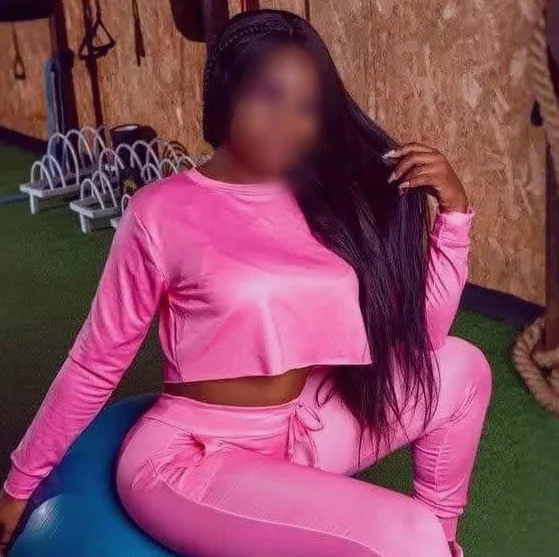 Salma, 28